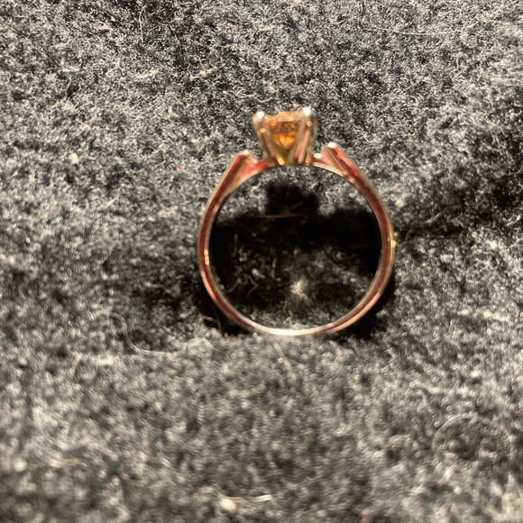 Citrine colored stone set in silver size 10 never been worn. - Picture 2 of 2